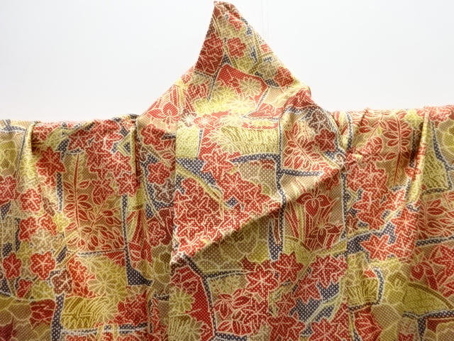  色紙に草花模様本場大島紬着物(染)